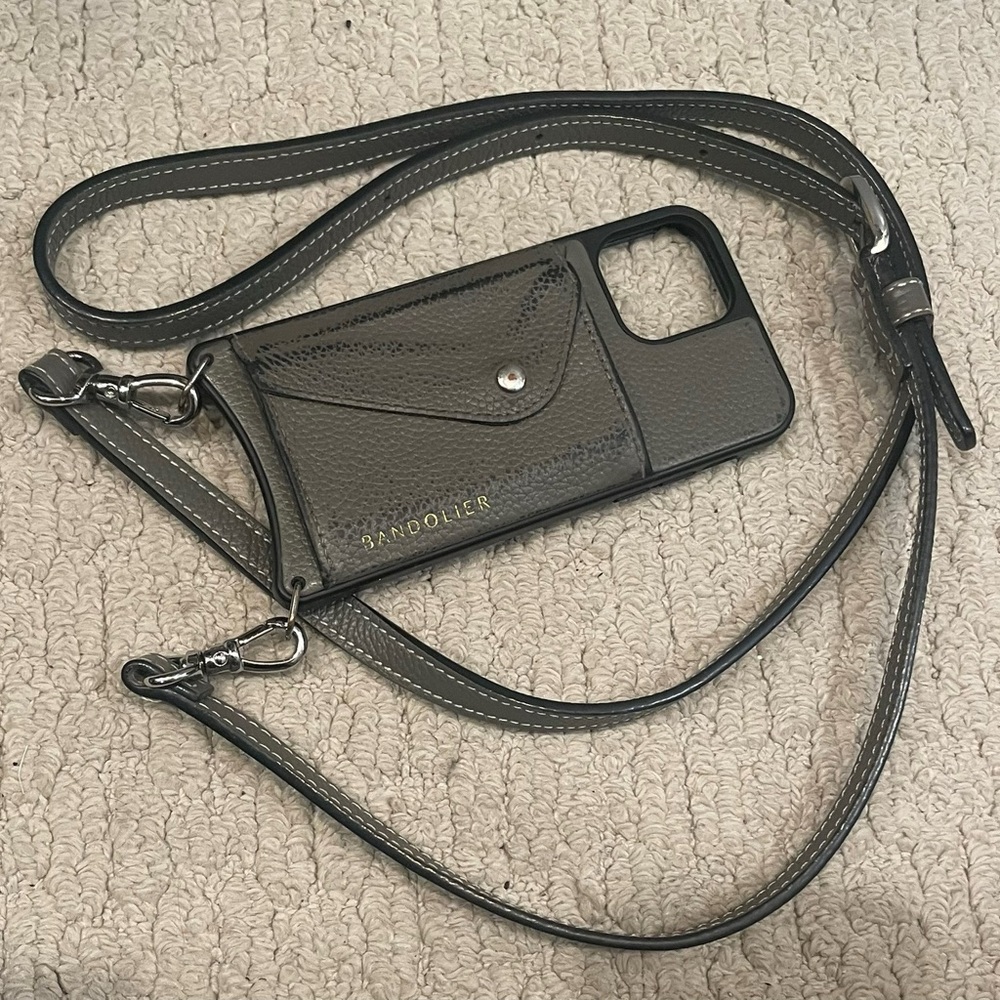 Bandolier IPhone 12 Pro Gray